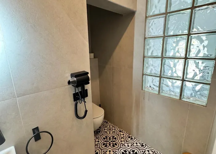 Aparthotel Art Living 3*